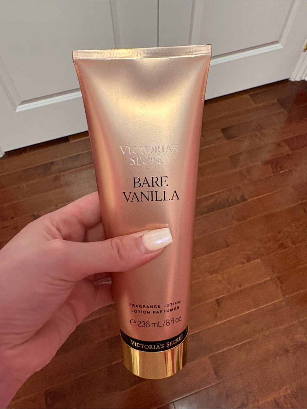 Victoria's Secret Bare Vanilla Moisturizer NWT 8 fl oz
